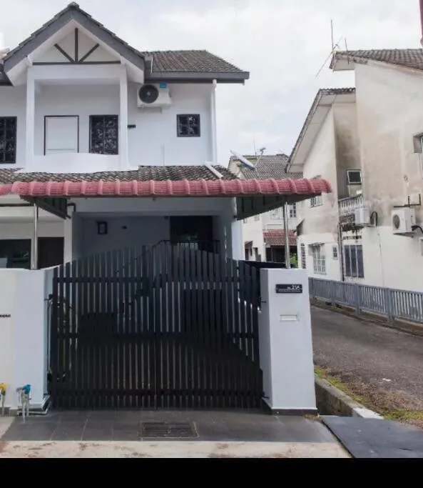 Dondondonny House 3Br Near Jonker@Heritage Malacca Nyaraló